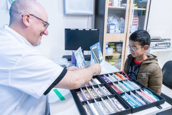 Se amplía el alcance del Programa de Salud Visual en Río Grande
