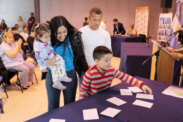 Se llevó a cabo un nuevo sorteo de viviendas en Río Grande