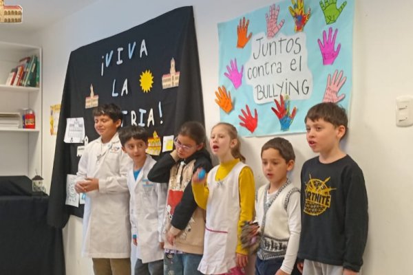 La Escuela N° 49 “ARA San Juan” de Puerto Almanza: Educación, Comunidad y Patriotismo en el Fin del Mundo